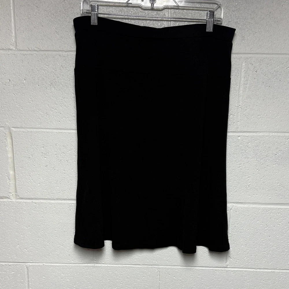 Liz Claiborne Black Midi Skirt